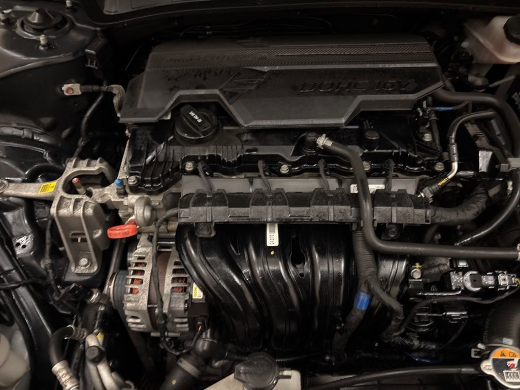 Used 2022 Hyundai Elantra SE image 22