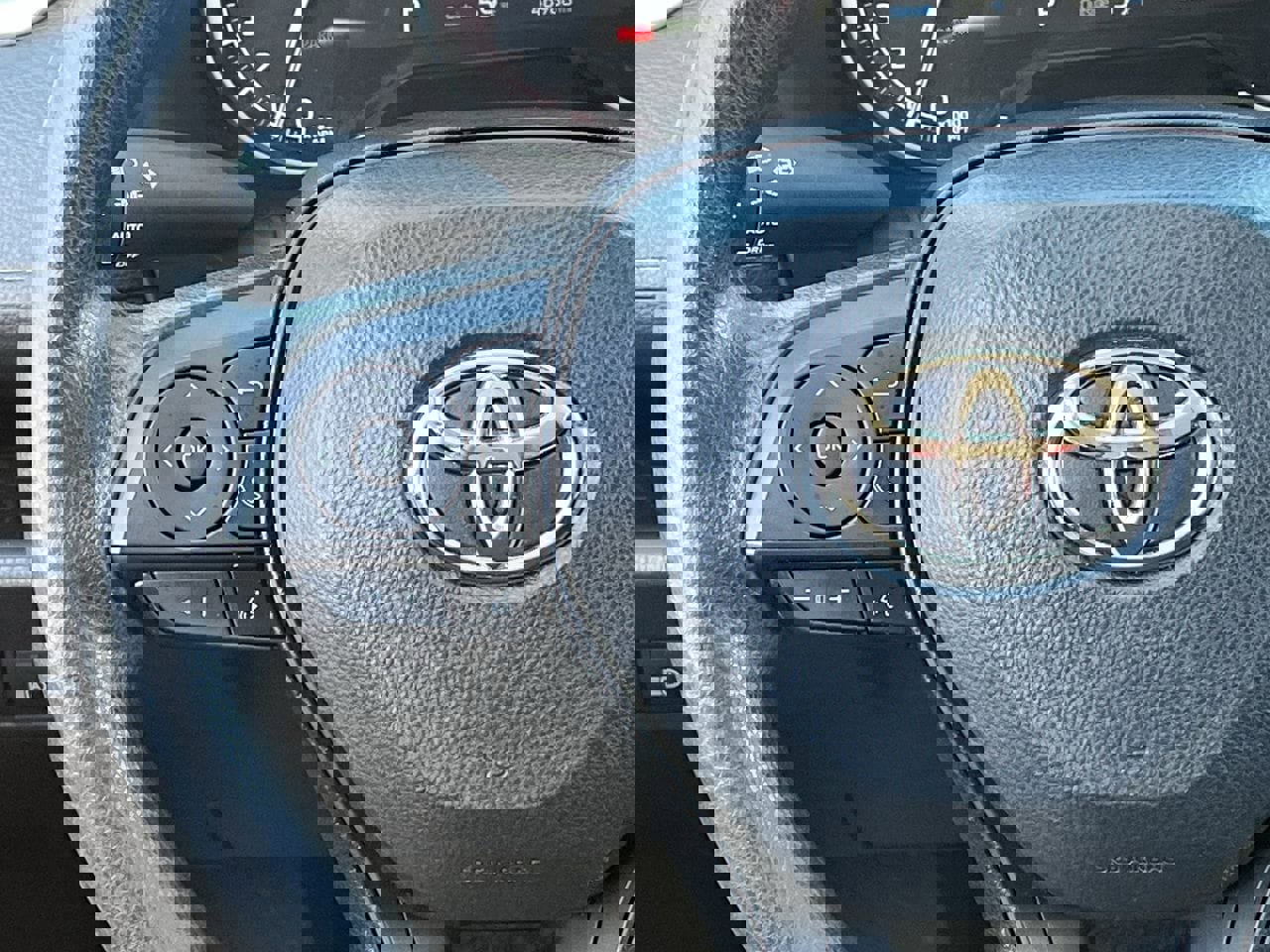 Used 2024 Toyota RAV4 XLE image 12