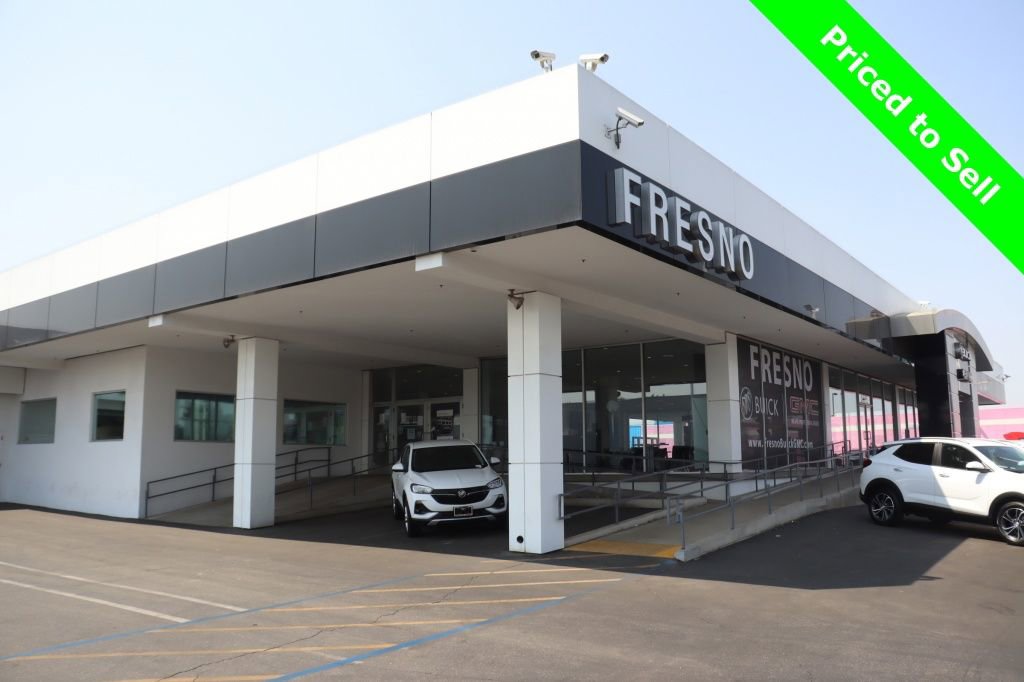 Used 2024 Audi Q8 e-tron Premium image 45