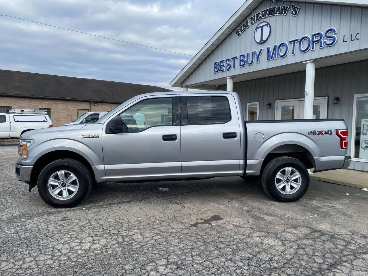 Used 2020 Ford F150 XLT image 2