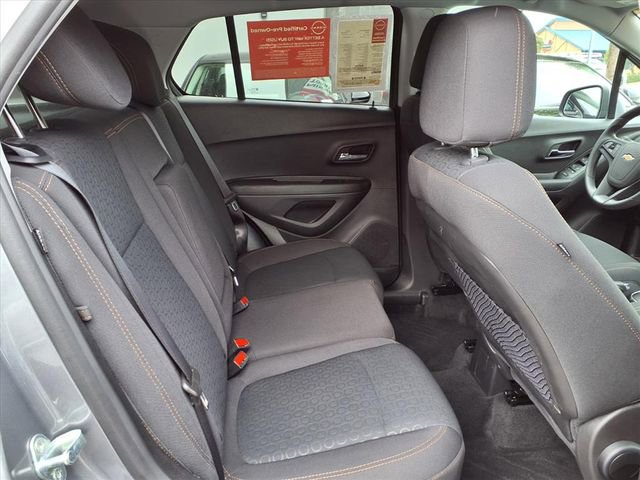 Used 2020 Chevrolet Trax LS w/ Tint and Cruise Package image 22
