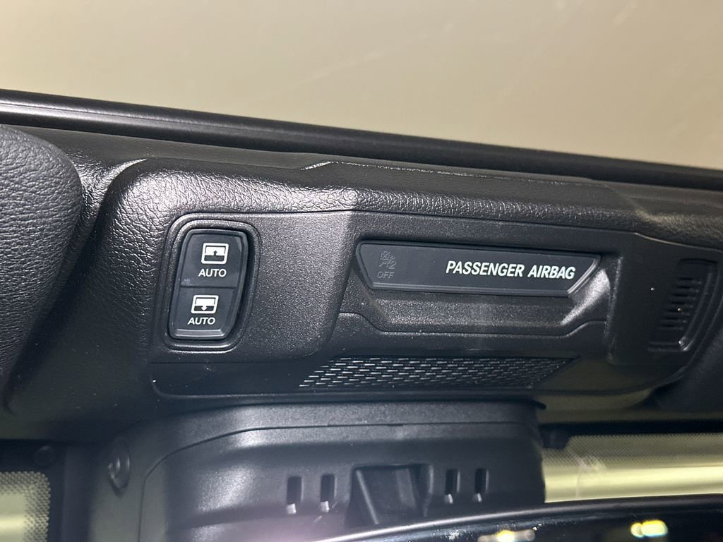 Used 2024 Jeep Wrangler Unlimited image 27