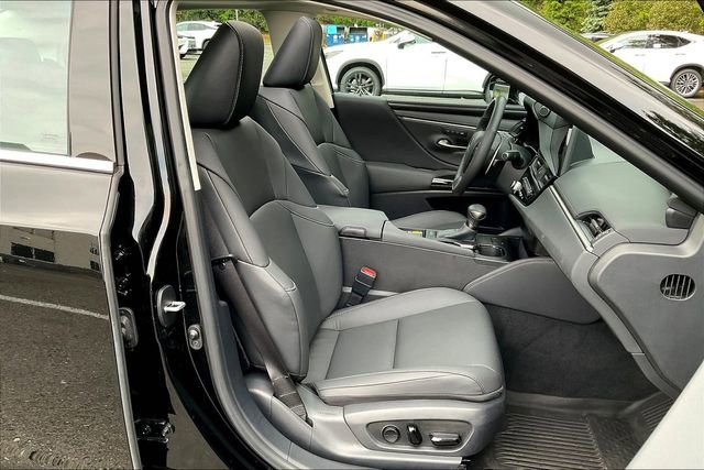 Certified 2024 Lexus ES 250 w/ Premium Package AWD/4WD image 29