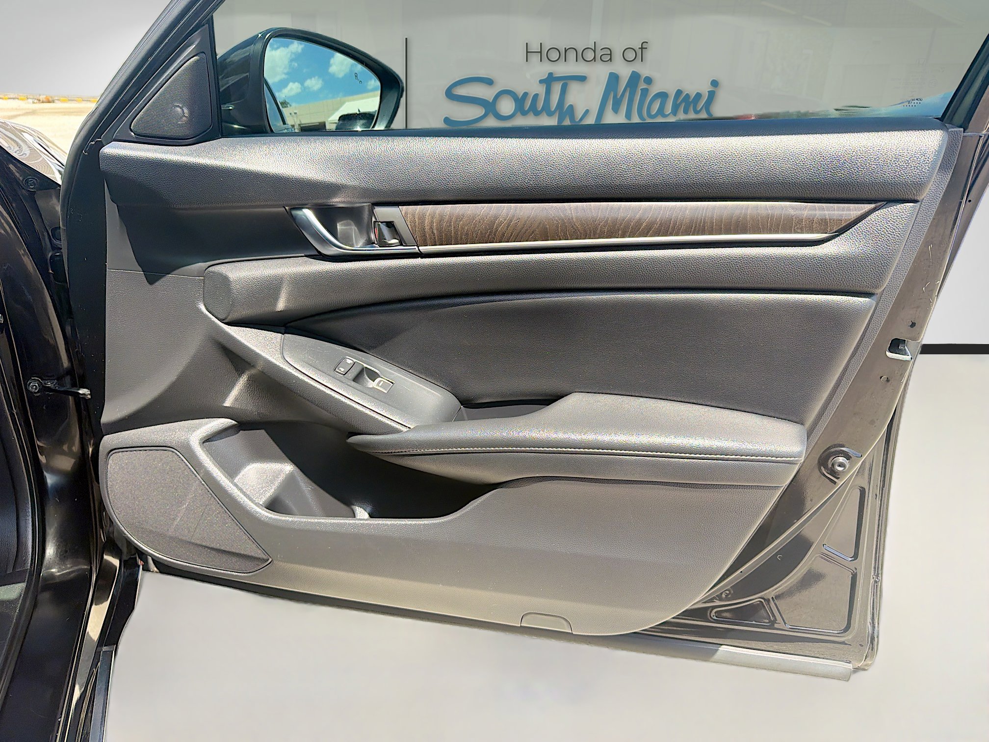 Used 2019 Honda Accord EX-L image 35