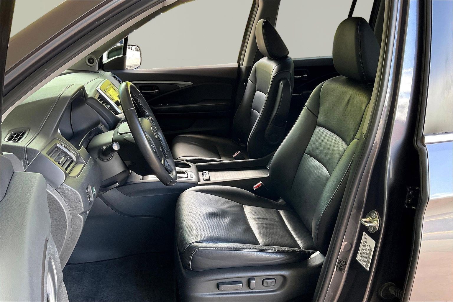 Used 2019 Honda Ridgeline RTL image 22