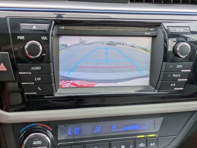 Used 2015 Toyota Corolla LE image 21