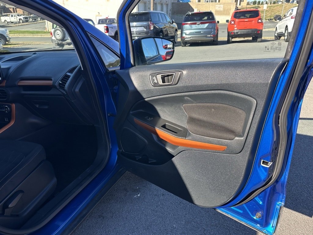 Used 2021 Ford EcoSport SE w/ SE Appearance Package image 14