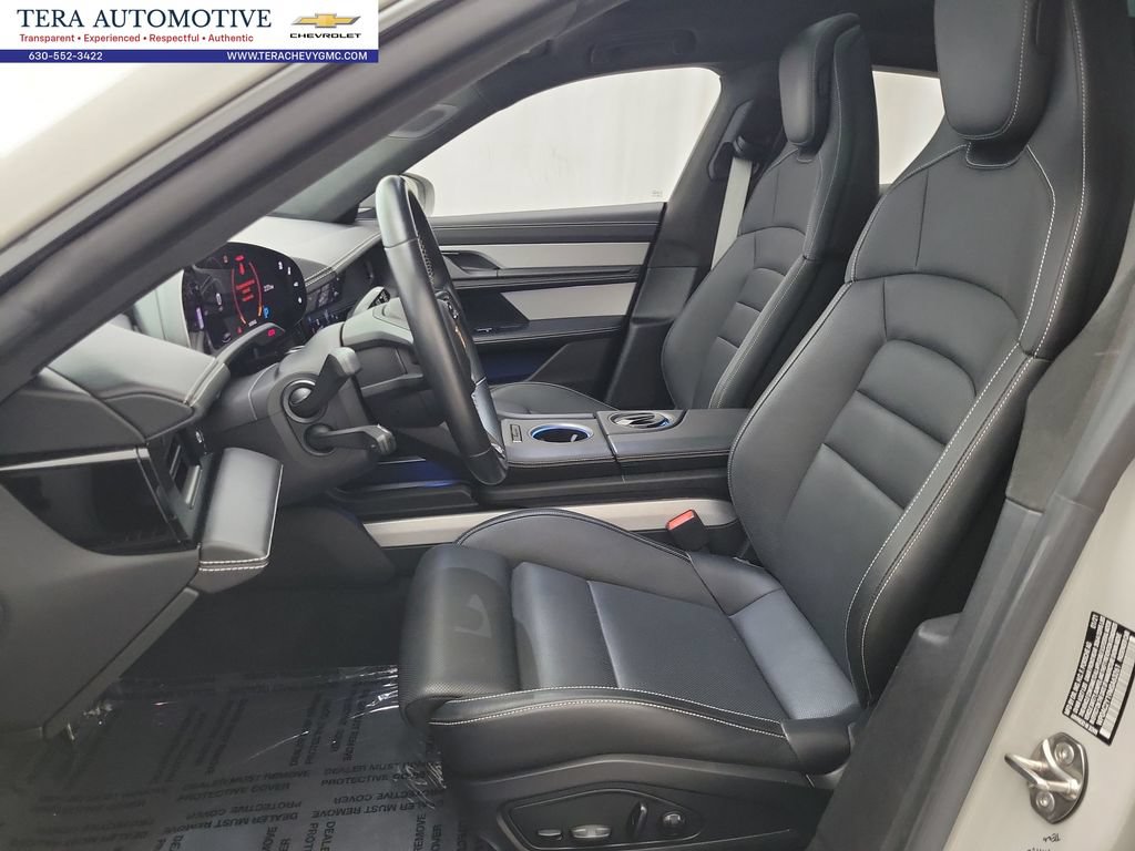 Used 2021 Porsche Taycan Turbo S AWD/4WD image 8
