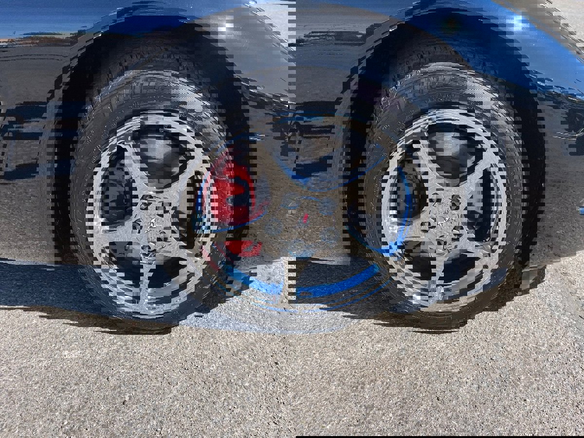 Used 2002 Chevrolet Corvette Convertible w/ Preferred Equipment Group2 RWD image 32