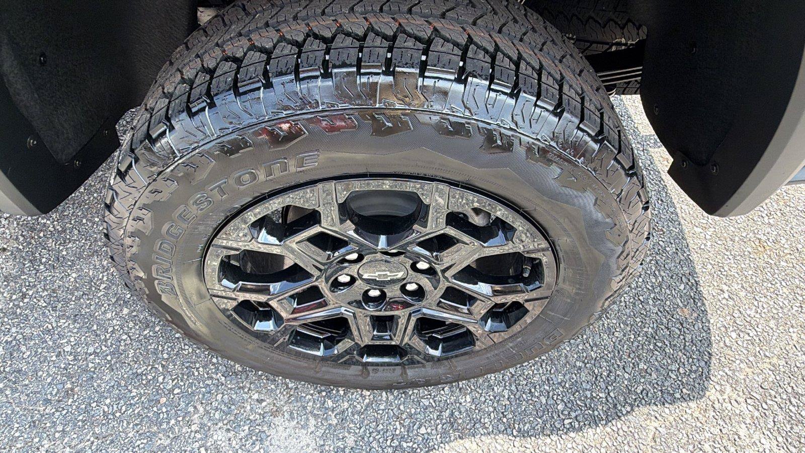 New 2026 Chevrolet Colorado Trail Boss AWD/4WD image 12