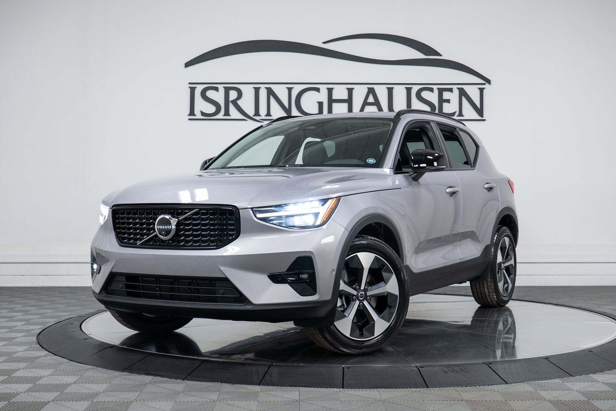 New 2026 Volvo XC40 B5 Plus w/ Protection Package Premier image 26