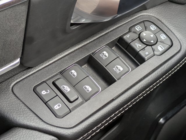 New 2026 RAM 2500 Laramie AWD/4WD image 23