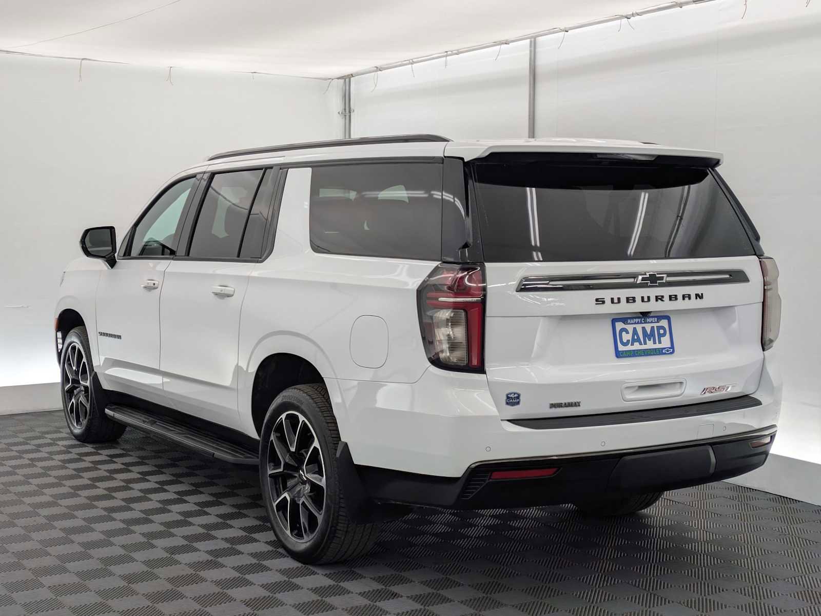 Used 2021 Chevrolet Suburban RST AWD/4WD image 4