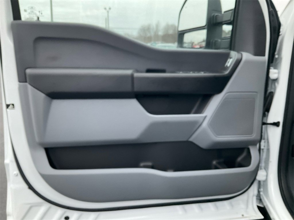 New 2026 Ford F450 XL image 17