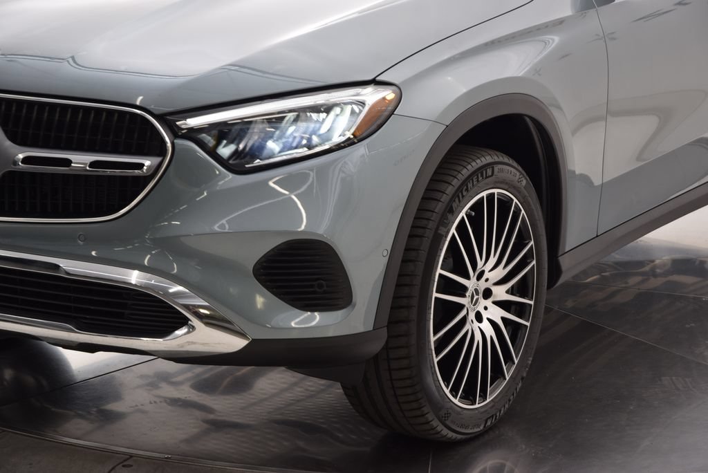 Used 2026 Mercedes-Benz GLC 300 4MATIC image 11