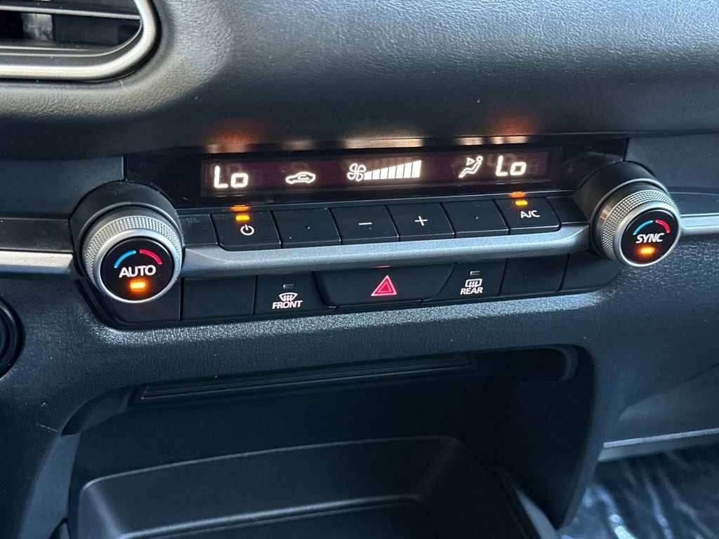 Used 2021 MAZDA CX-30 AWD 2.5 S w/ Select Package image 18