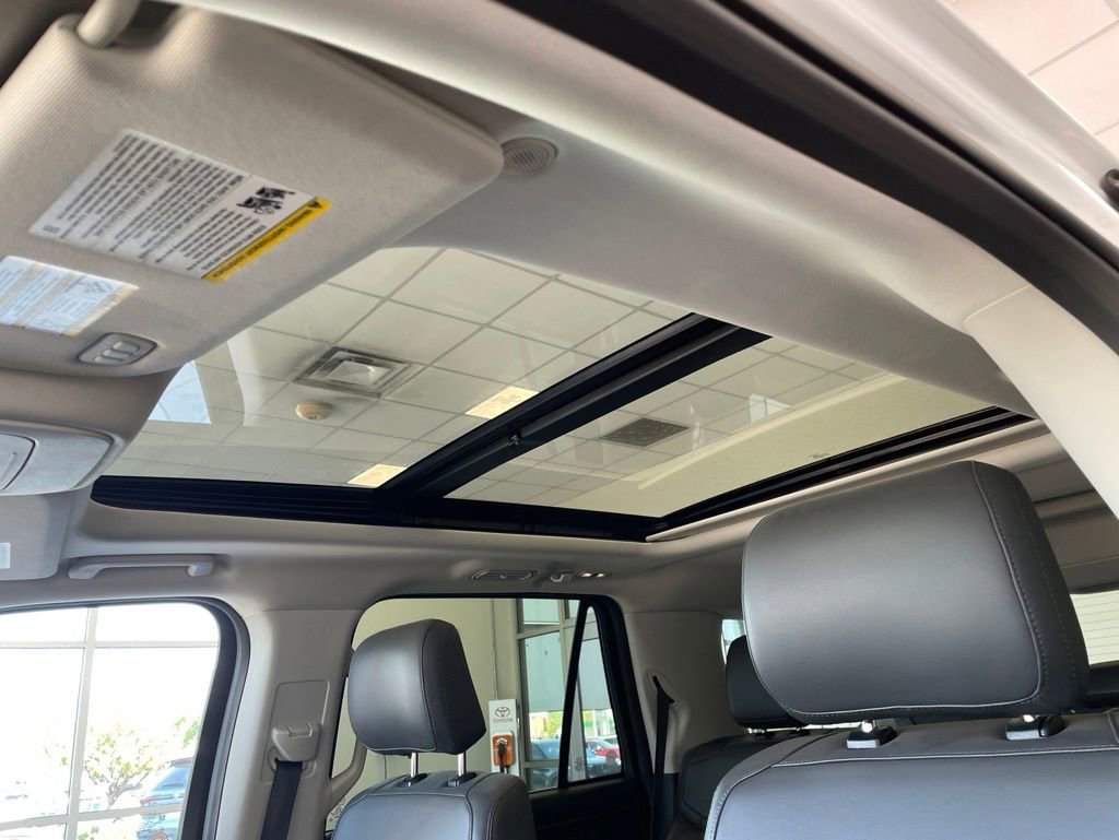 Used 2025 Ford Expedition Active AWD/4WD image 11