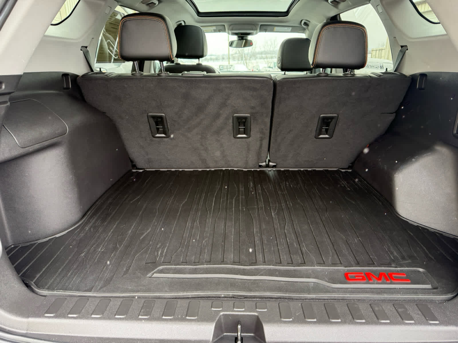 Used 2024 GMC Terrain AT4 image 6