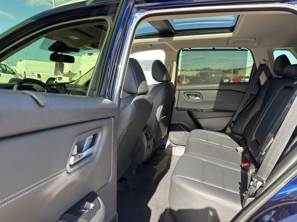 New 2026 Nissan Rogue SV image 30