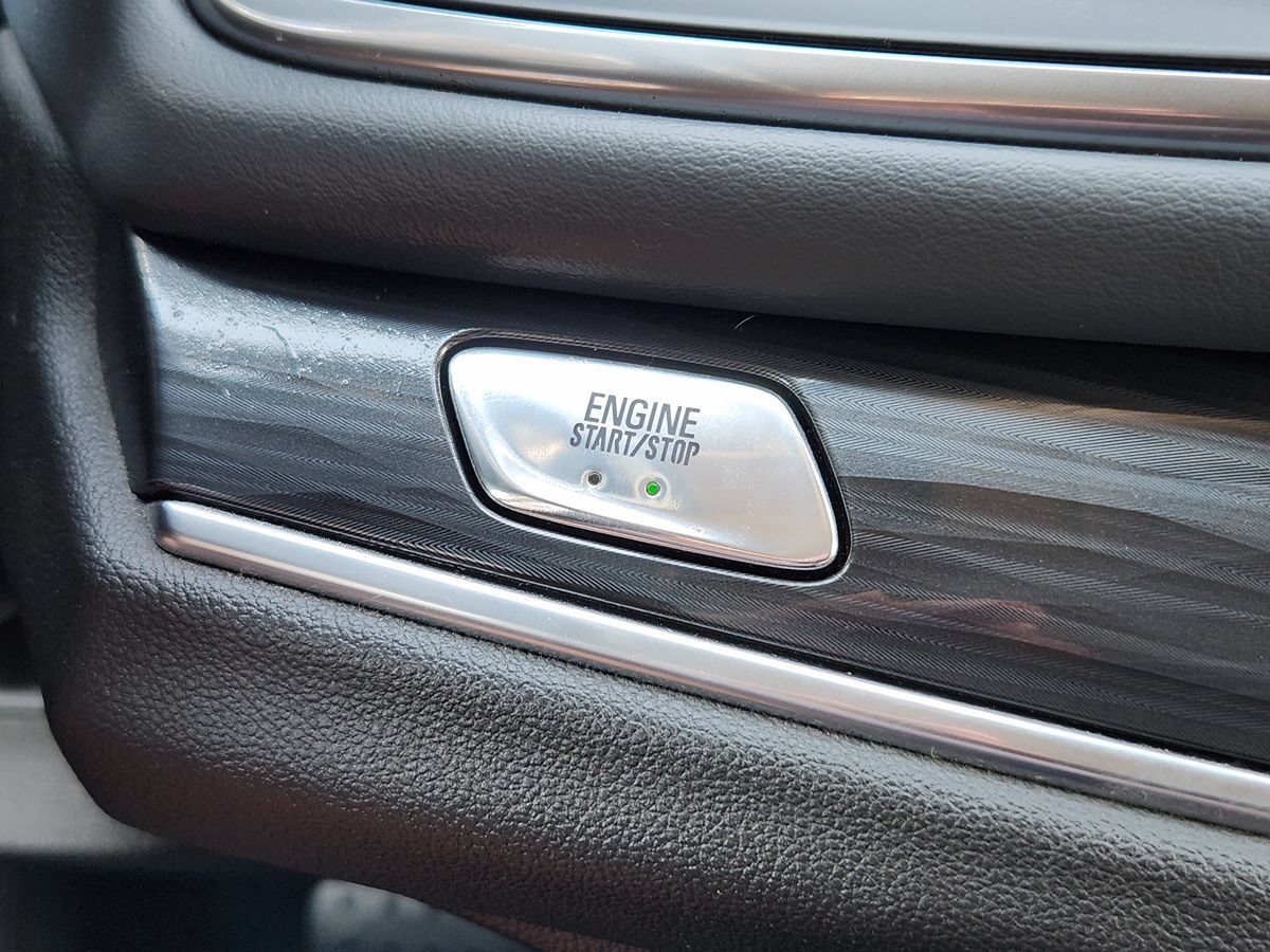 Used 2020 Buick Enclave Premium w/ Trailering Package, 5000 lbs. AWD/4WD image 40