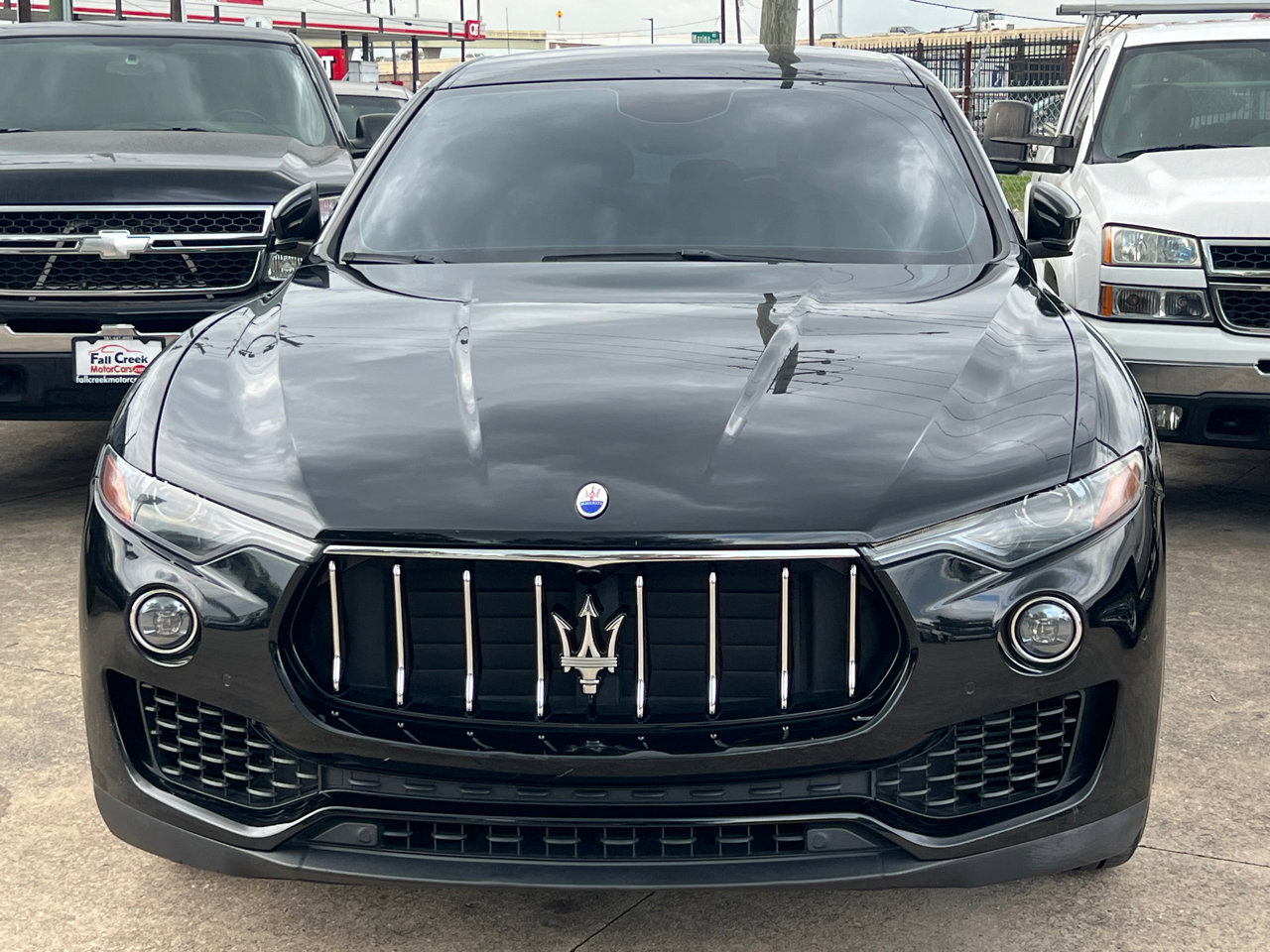 Used 2018 Maserati Levante image 41