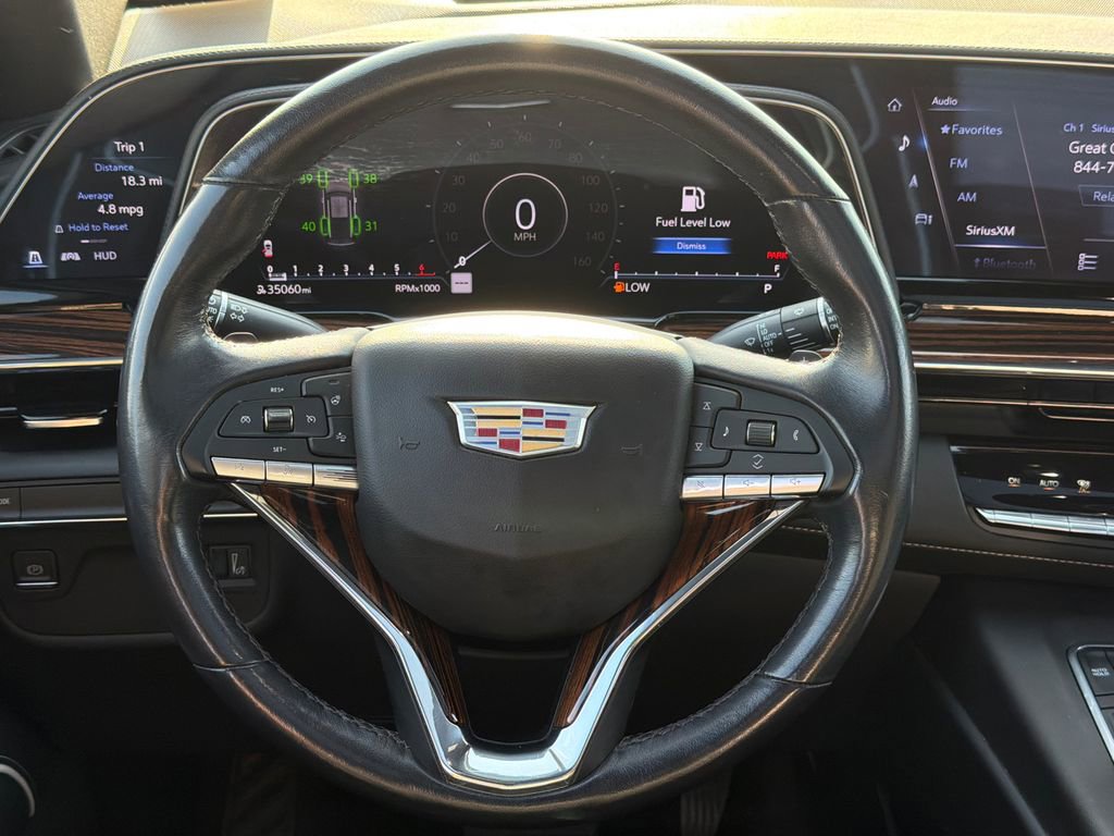 Used 2023 Cadillac Escalade Premium Luxury RWD image 24