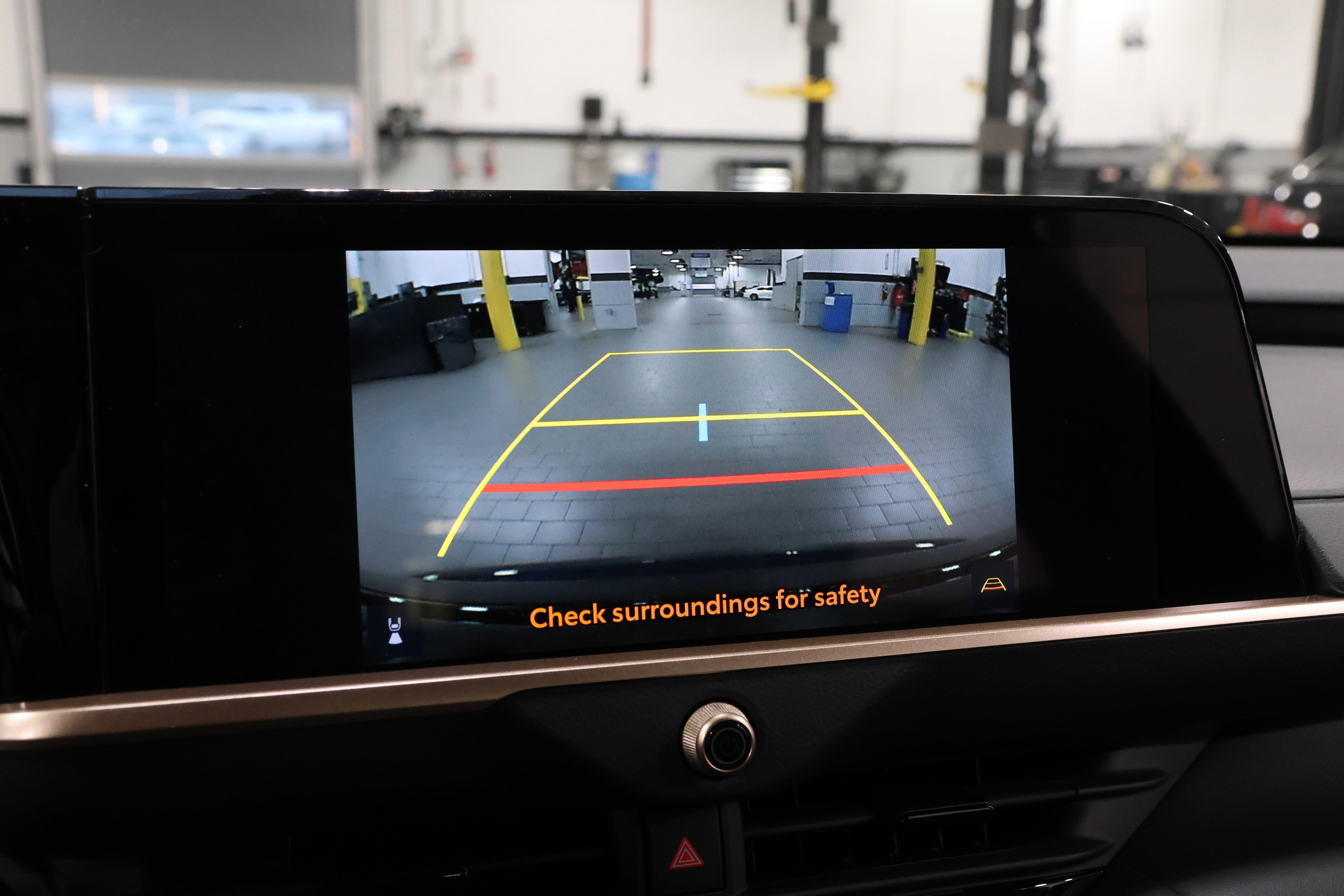 Used 2025 Toyota Crown XLE image 25