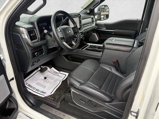 Used 2025 Ford F350 Platinum w/ Tremor Off-Road Package AWD/4WD image 9