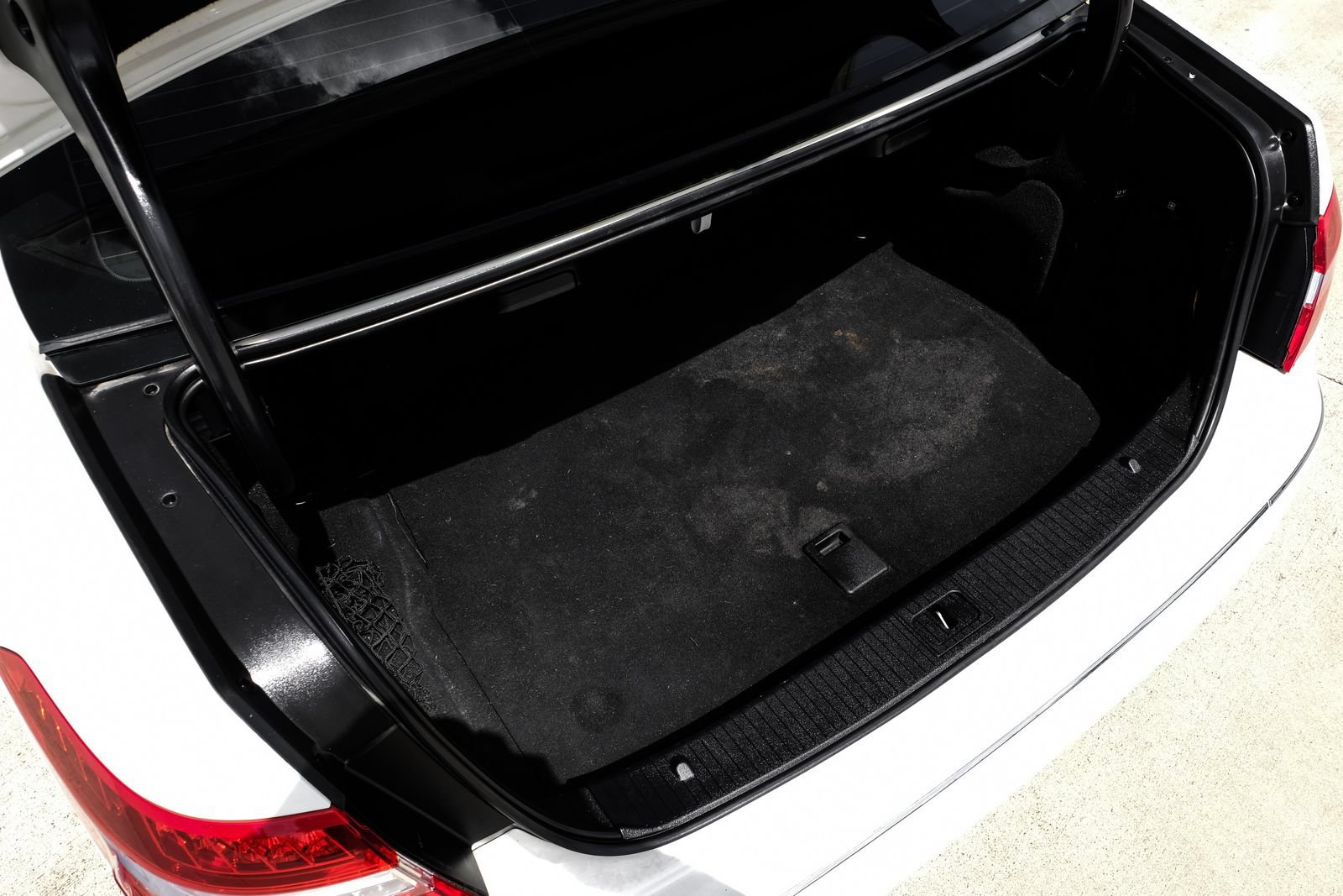 Used 2012 Mercedes-Benz E 350 Sedan image 49