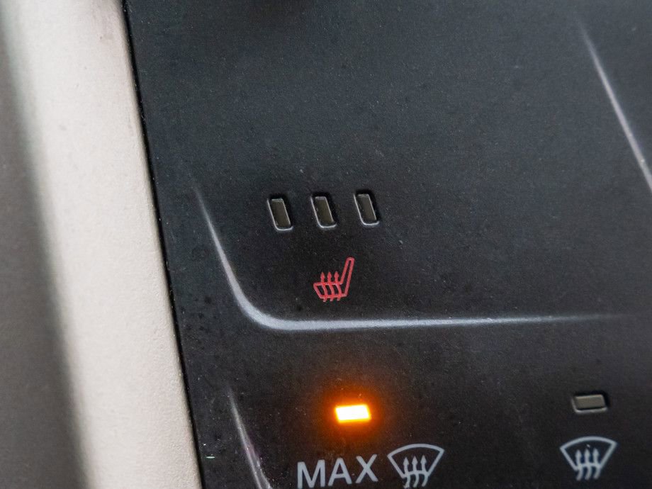 Used 2014 Ford Fusion SE w/ Equipment Group 202A image 27