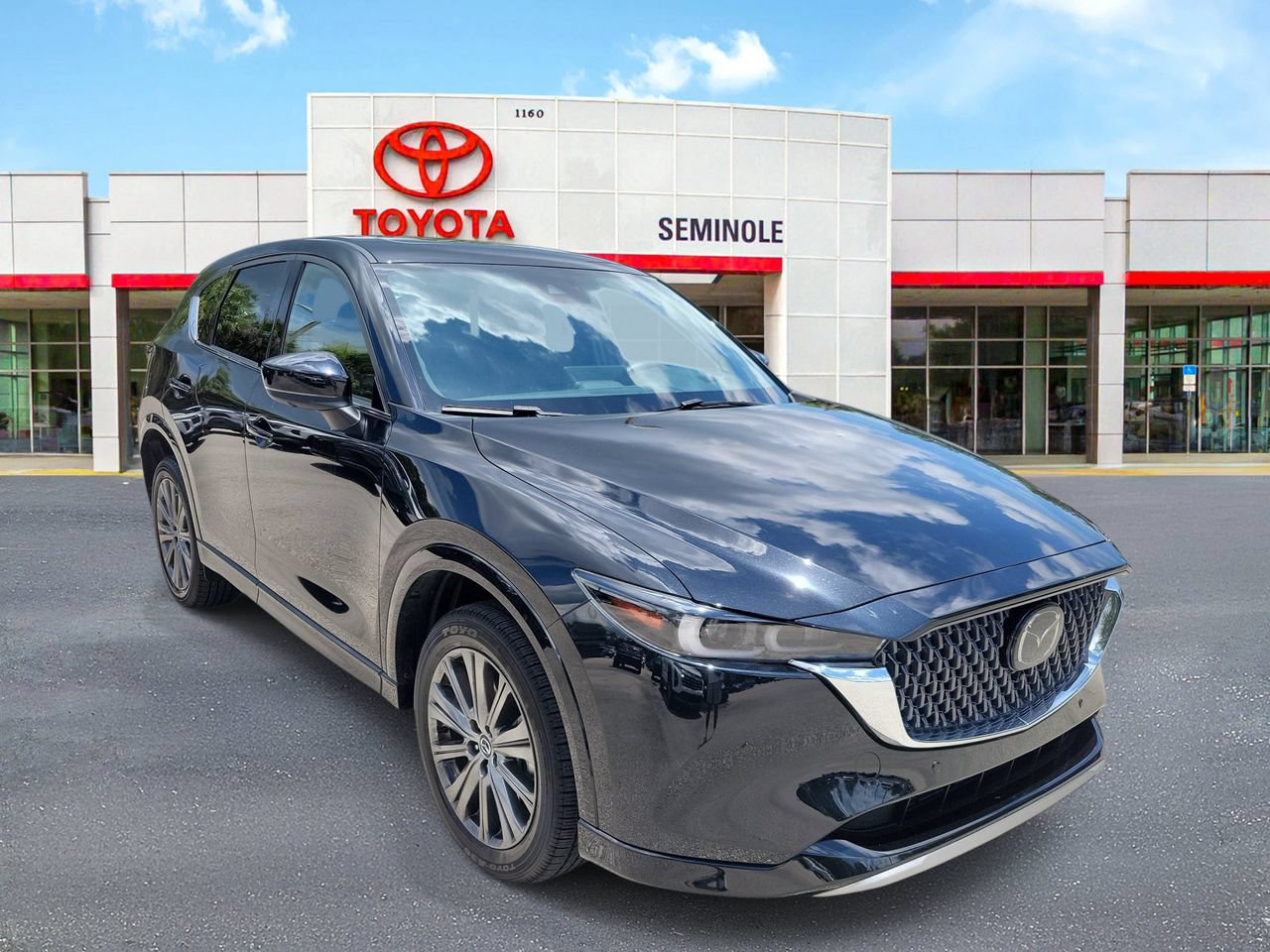 Used 2025 MAZDA CX-5 Signature AWD/4WD image 2