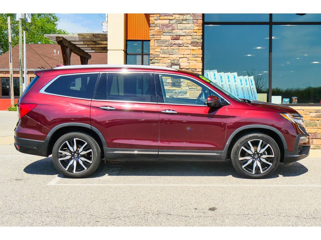 Used 2022 Honda Pilot Touring image 2