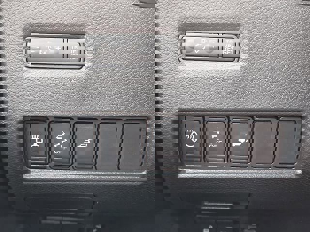 Used 2018 Nissan Murano Platinum w/ Cargo Package image 22