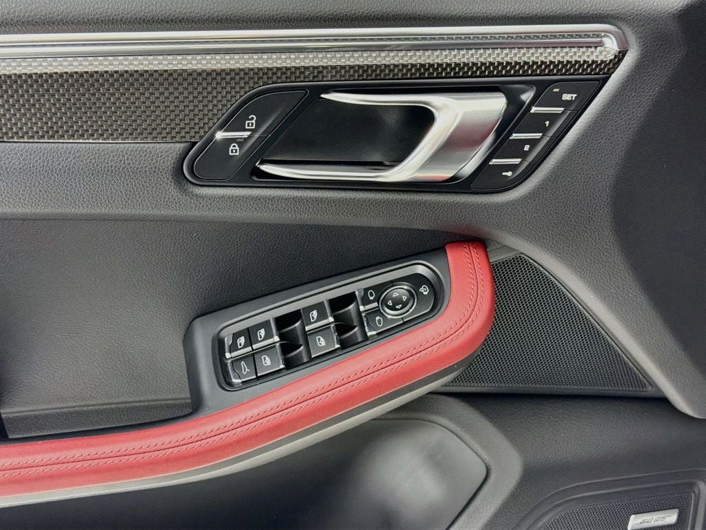Certified 2026 Porsche Macan S AWD/4WD image 15