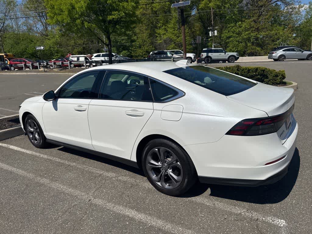 Used 2023 Honda Accord EX image 18