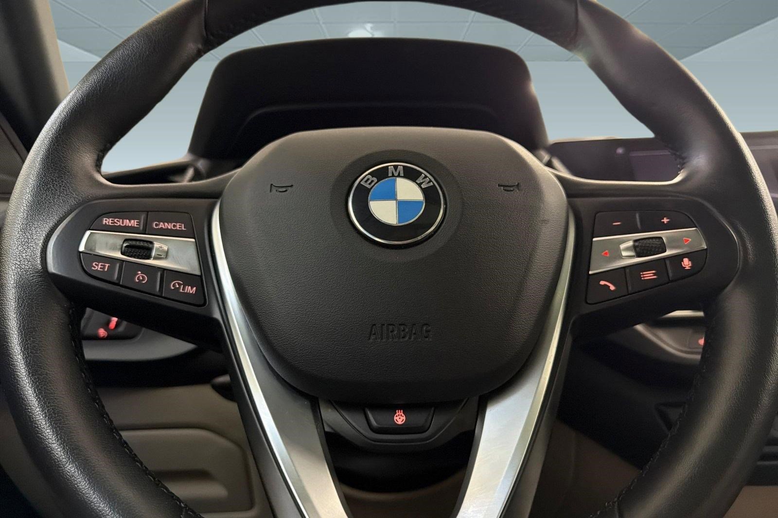 Certified 2022 BMW 228i Gran Coupe w/ Convenience Package FWD image 17