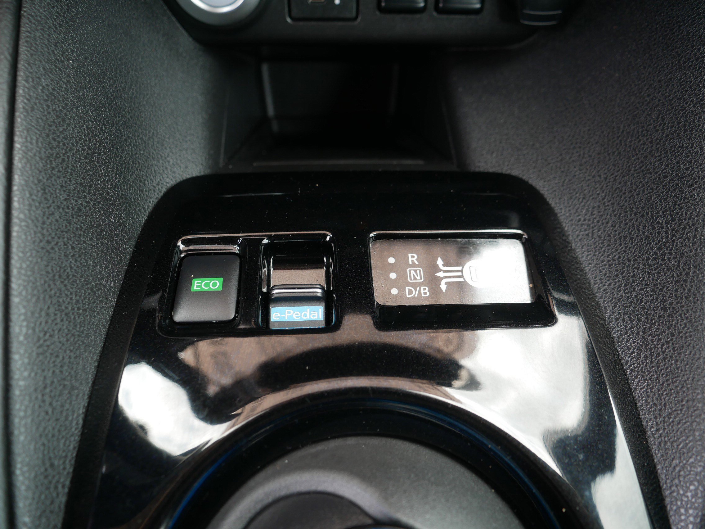 Certified 2023 Nissan Leaf SV Plus FWD image 31