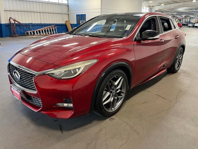 Used 2018 INFINITI QX30 Sport w/ Sport Leather Package FWD image 7