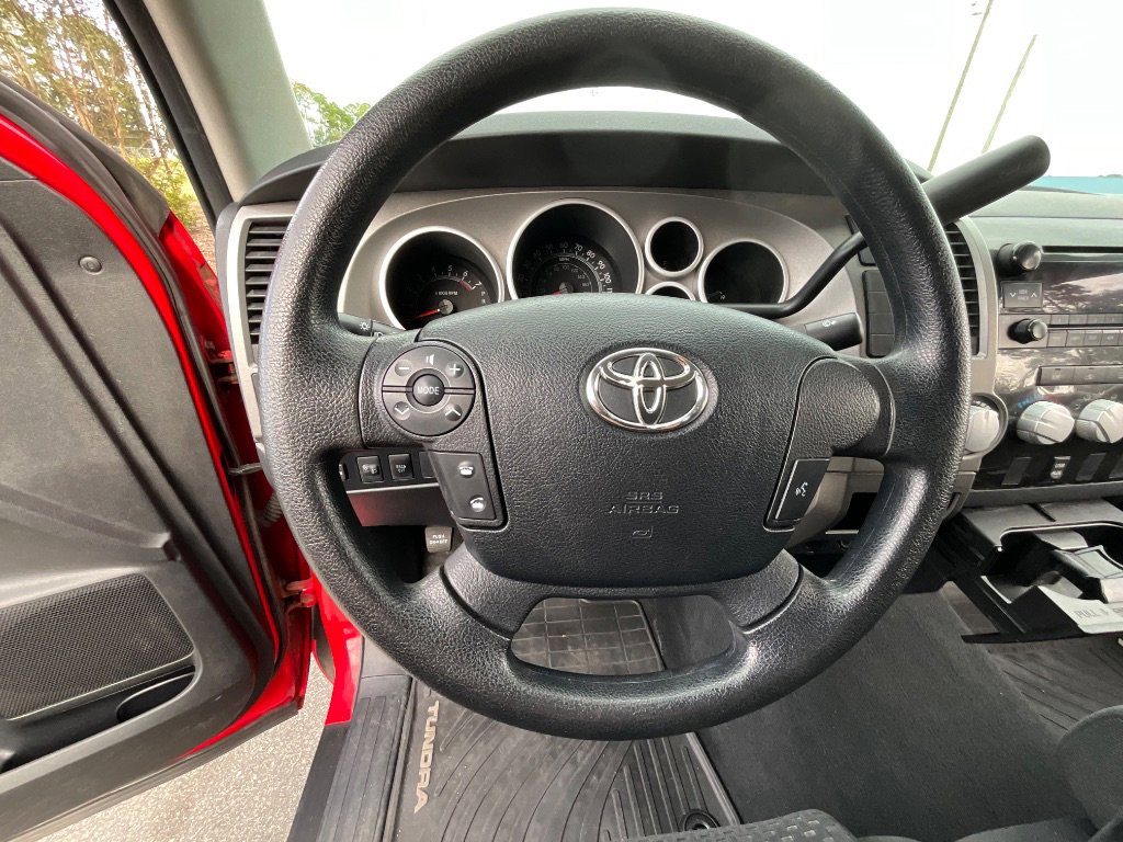 Used 2013 Toyota Tundra 4x4 Regular Cab Long Bed w/ SR5 Pkg image 14