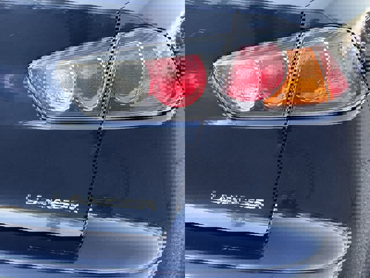 Used 2014 Mitsubishi Lancer SE image 35