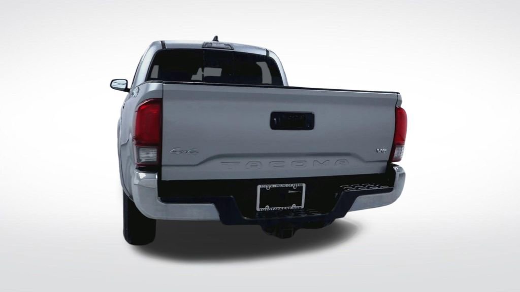 Used 2023 Toyota Tacoma SR5 AWD/4WD image 23