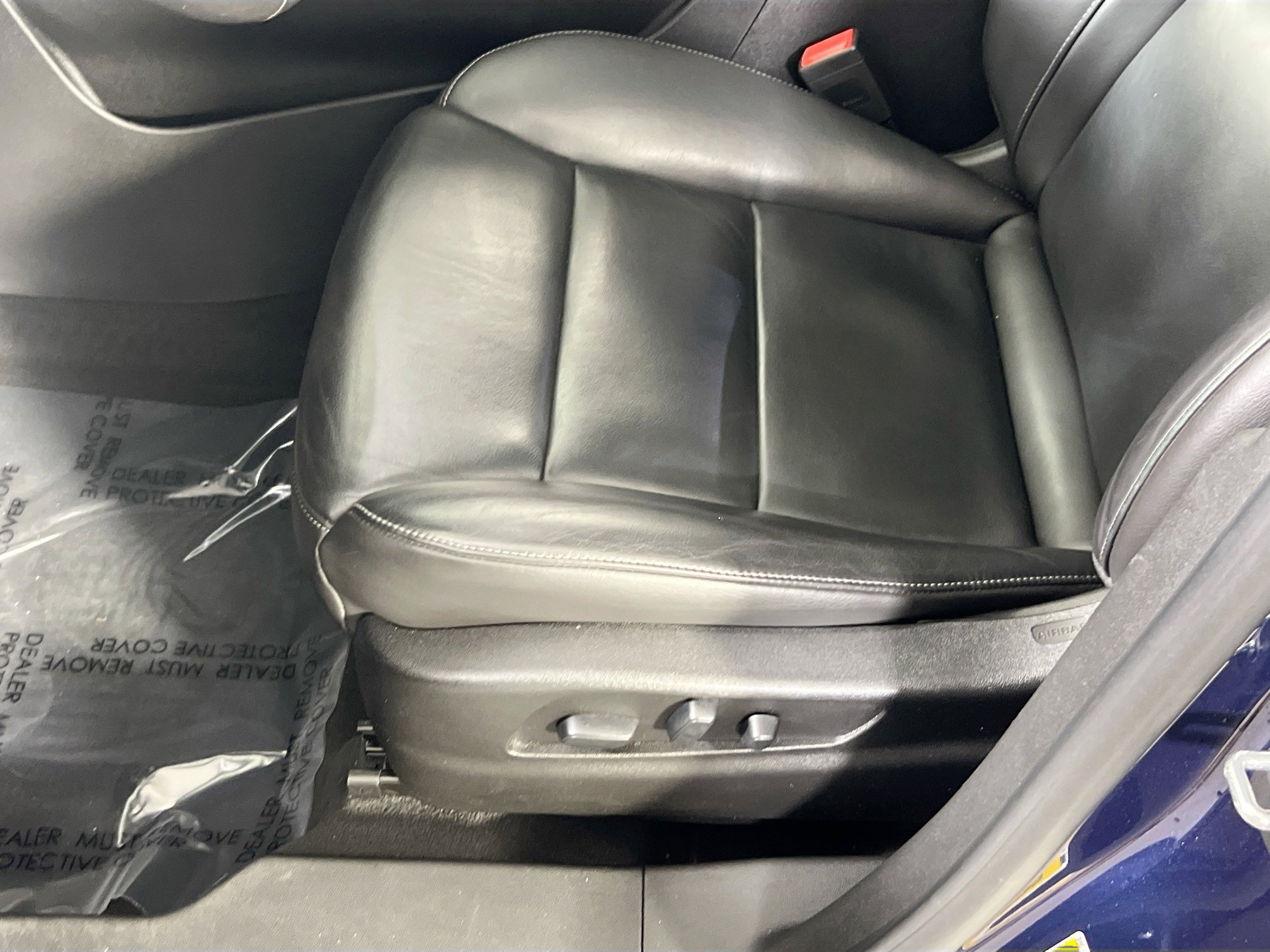 Used 2019 Cadillac XT4 Premium Luxury w/ Technology Package image 18