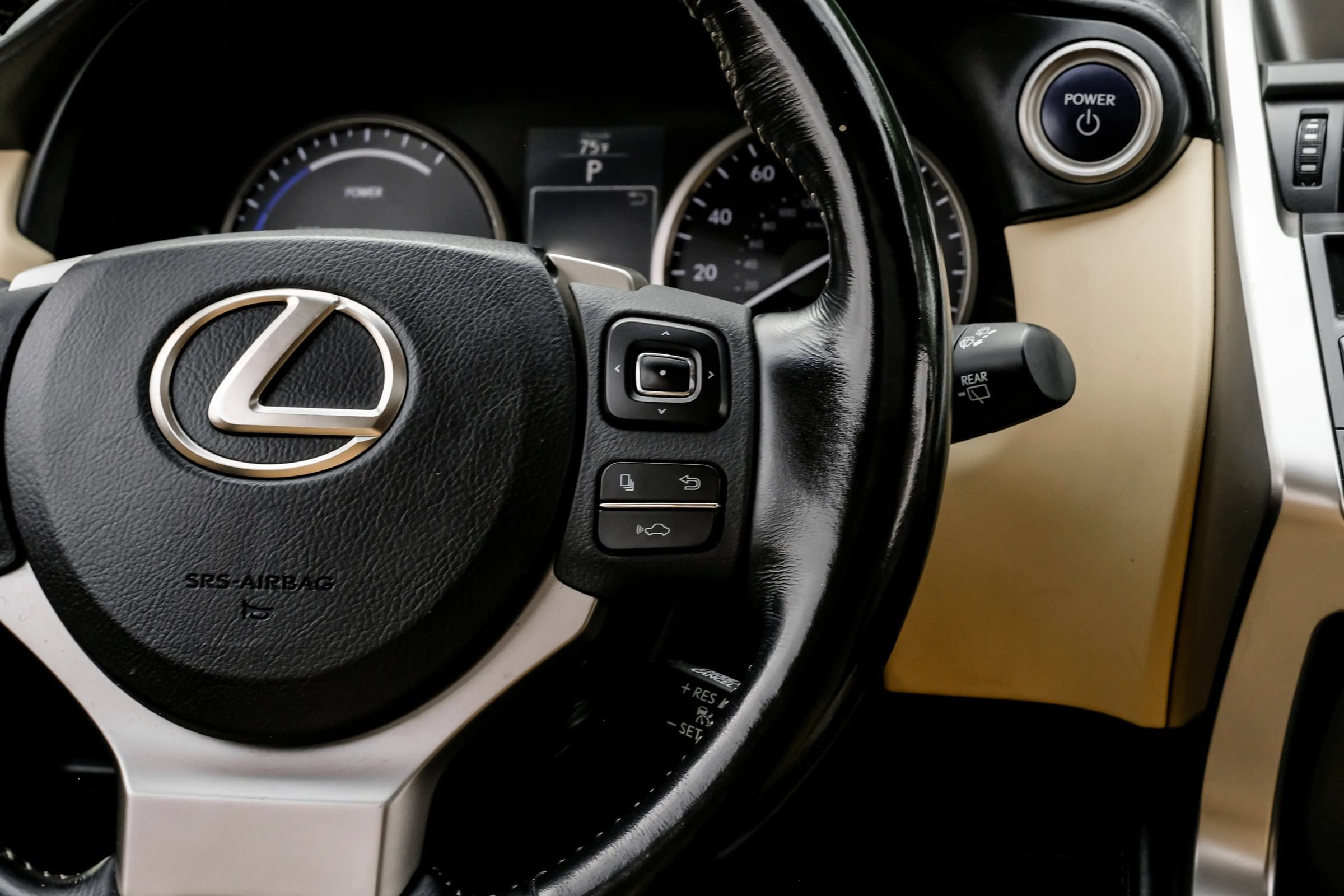 Used 2016 Lexus NX 300h FWD w/ Luxury Package image 18
