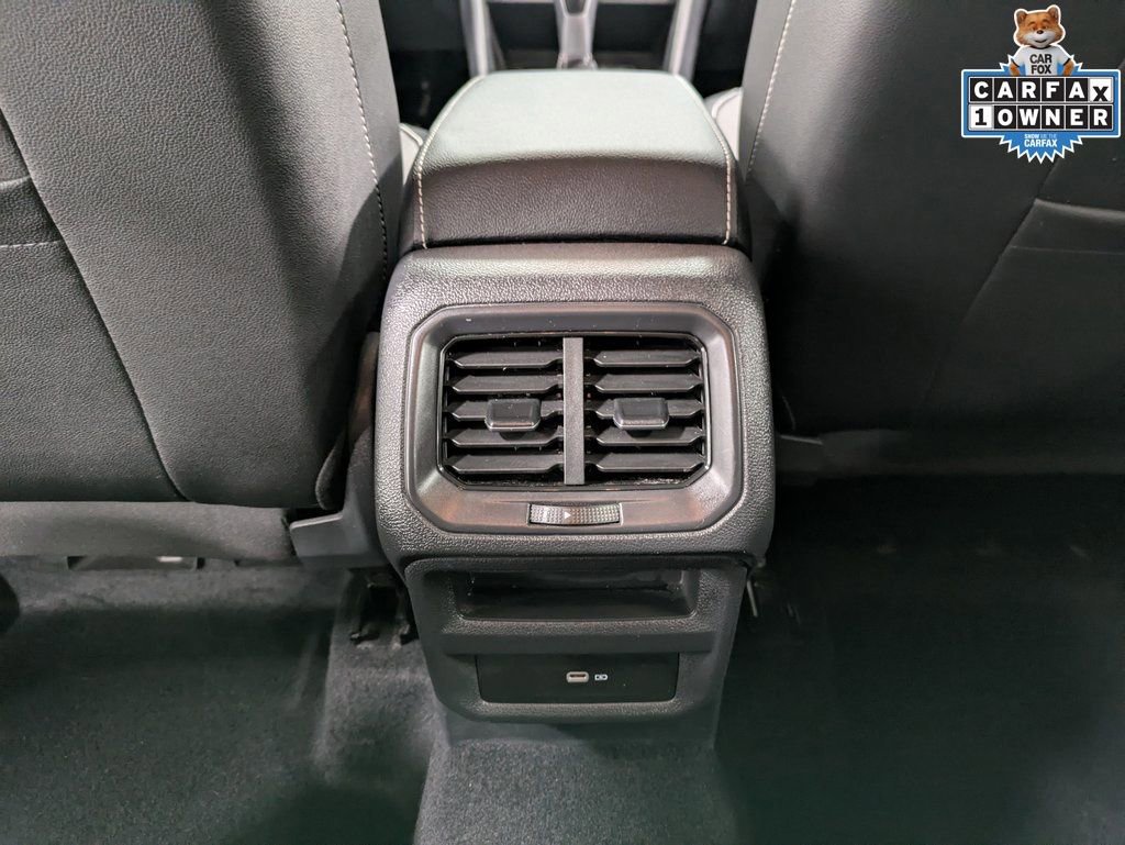 Used 2022 Volkswagen Taos SE image 25