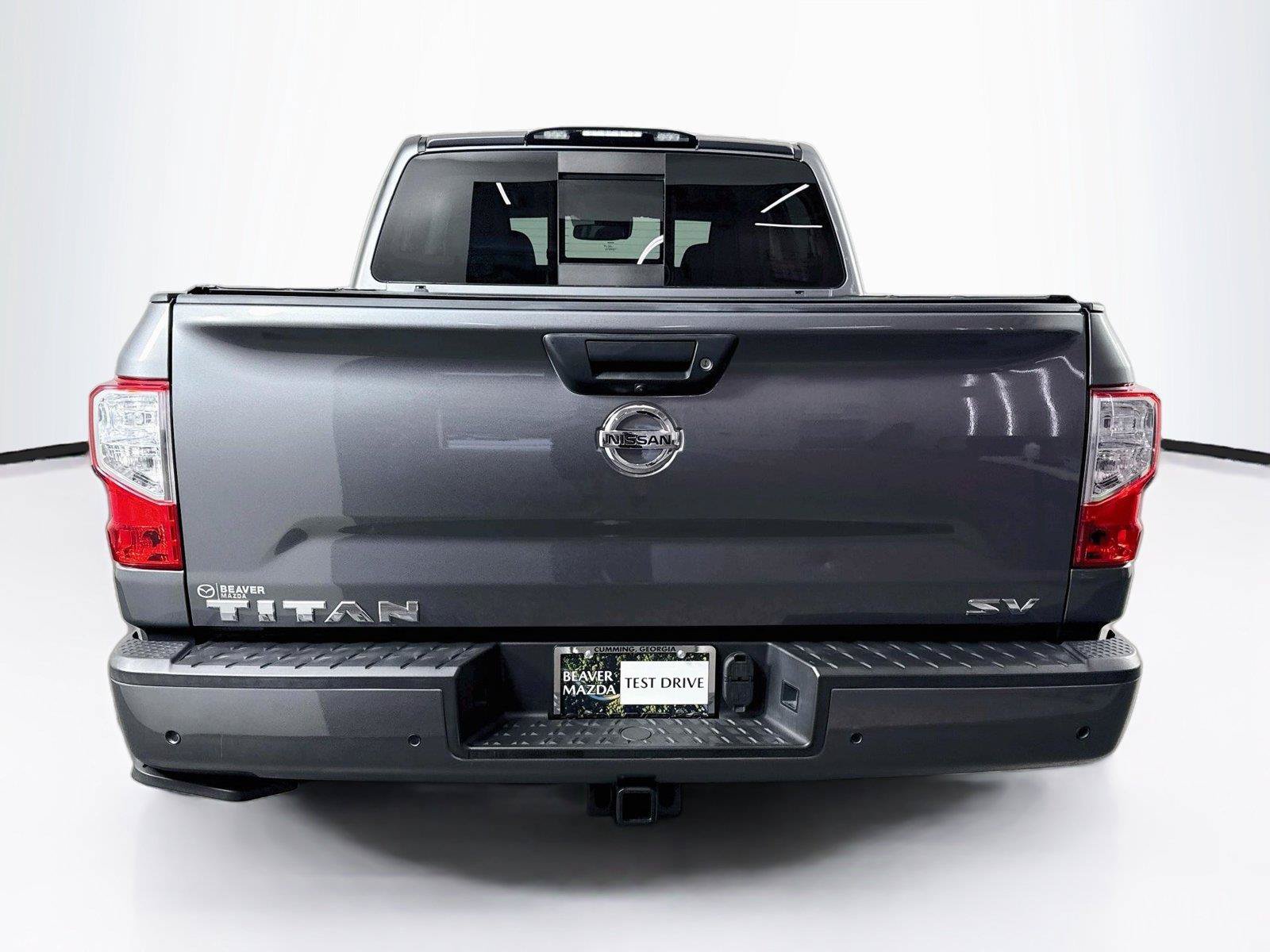 Used 2021 Nissan Titan SV w/ SV Convenience Package RWD image 11