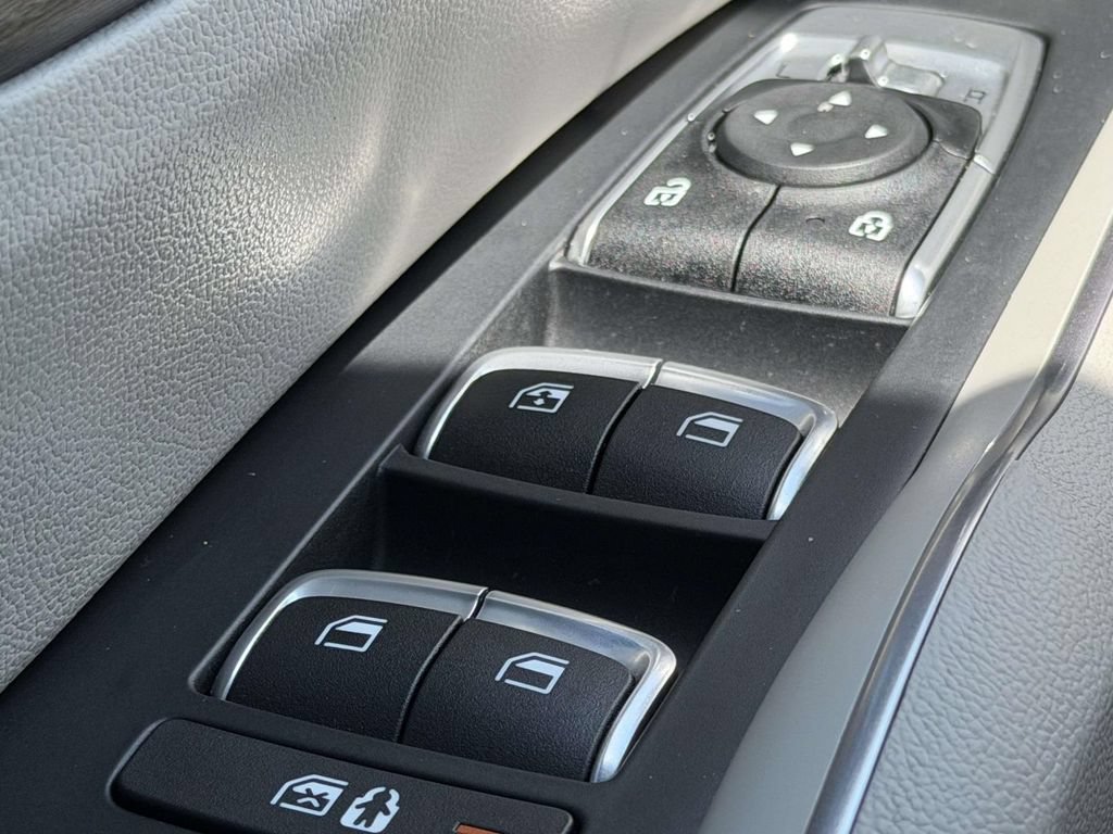 Used 2023 Kia Sorento EX w/ Panoramic Sunroof Package FWD image 19