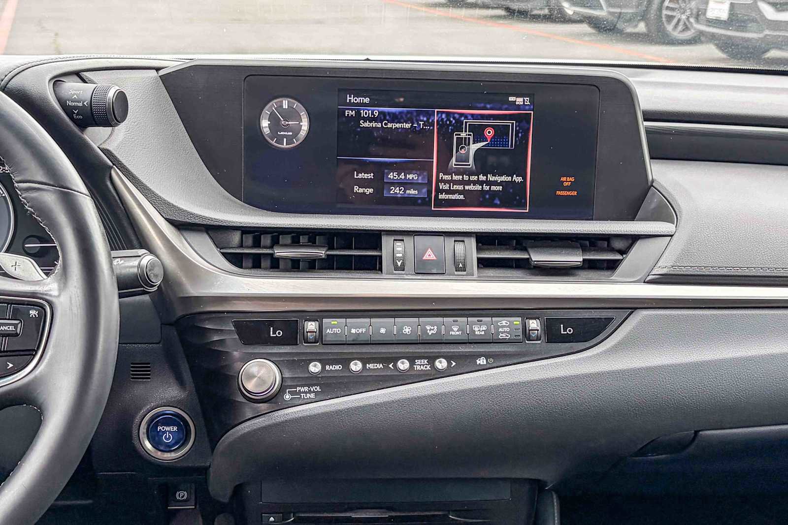 Used 2021 Lexus ES 300h w/ Accessory Package image 12