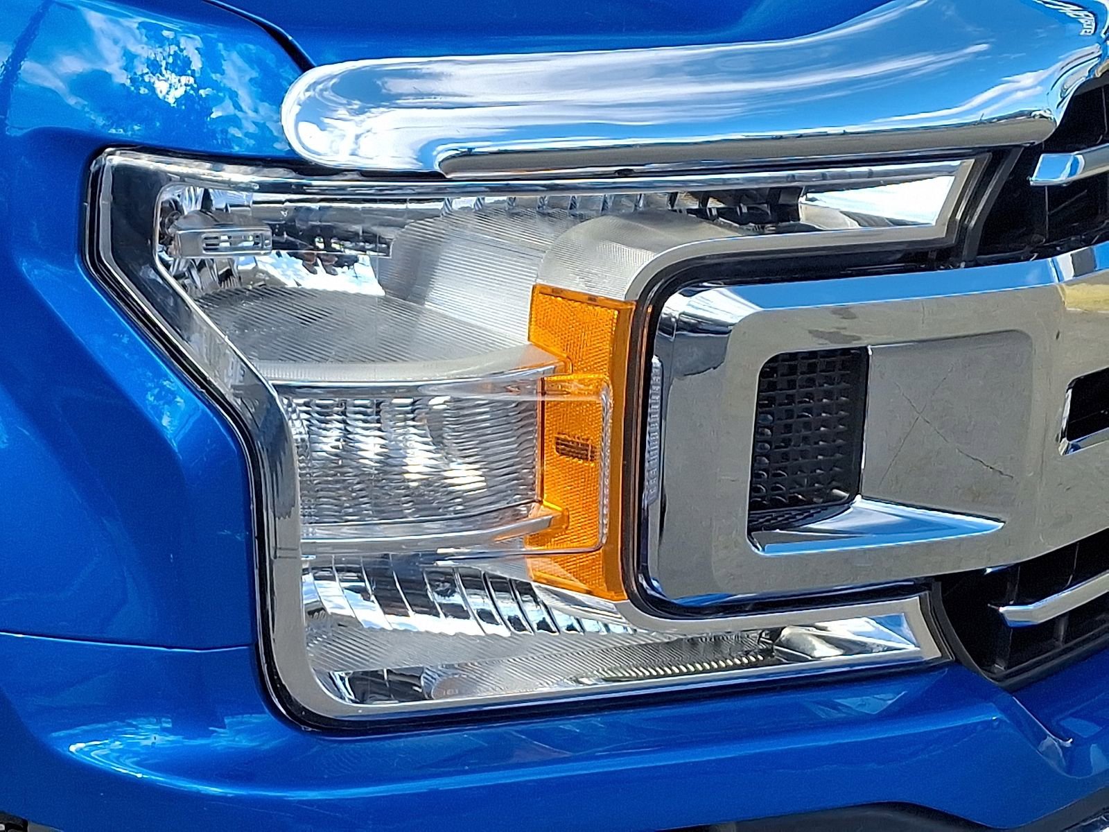 Used 2019 Ford F150 XLT w/ Equipment Group 302A Luxury image 9