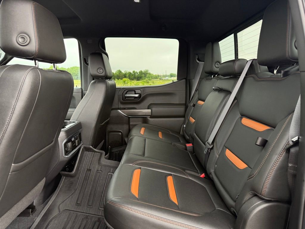 Used 2019 GMC Sierra 1500 AT4 w/ AT4 Premium Package AWD/4WD image 7
