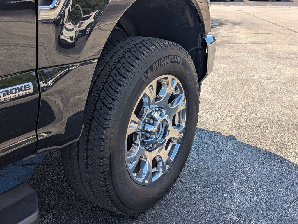 Used 2021 Ford F350 Lariat w/ Chrome Package AWD/4WD image 26